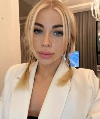 Даниела