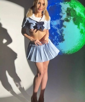 Даниела